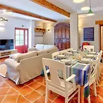 Winemaker's Near Saint-guilhem-le-desert